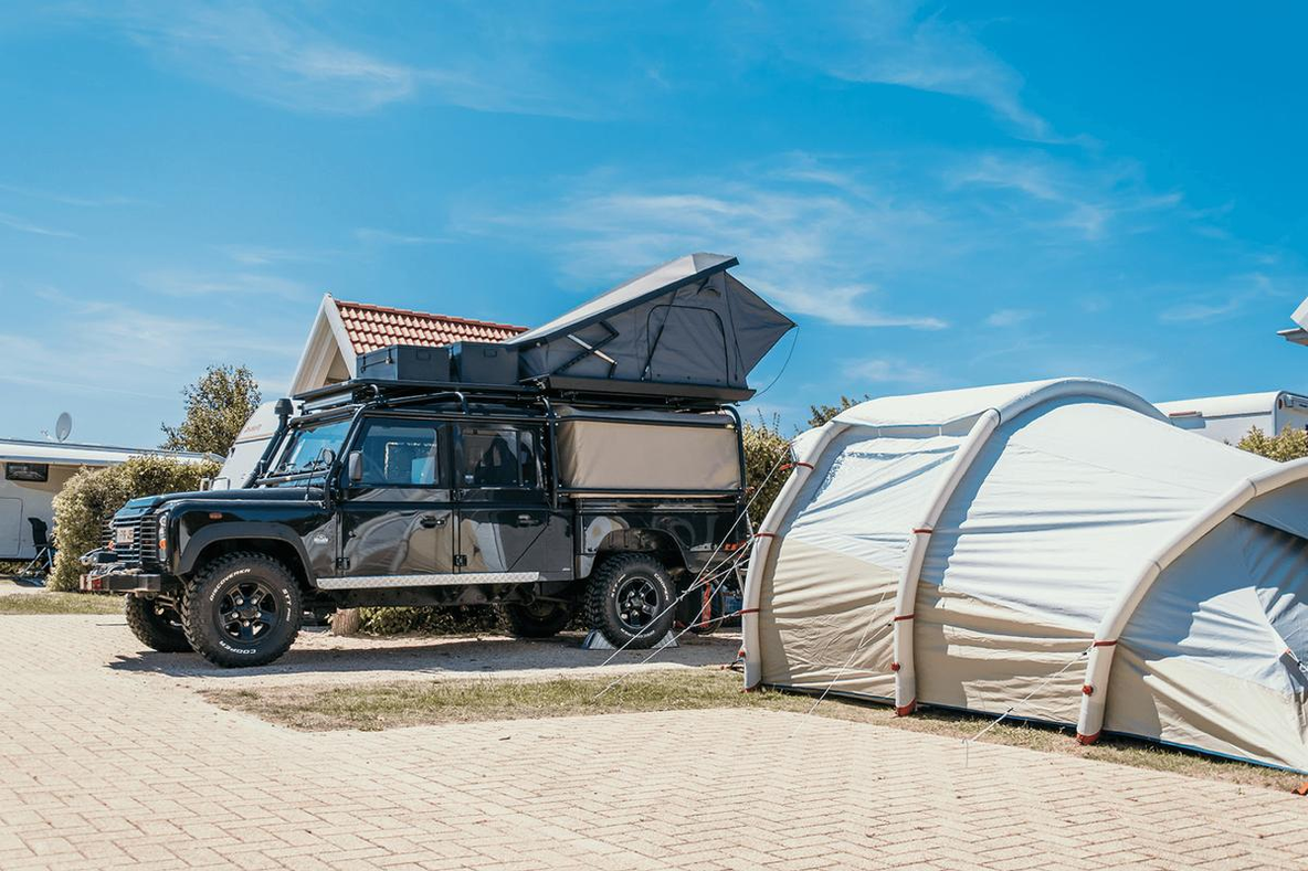 Zelten am Autodach: Die Vor- und Nachteile vom Megatrend Dachzelt